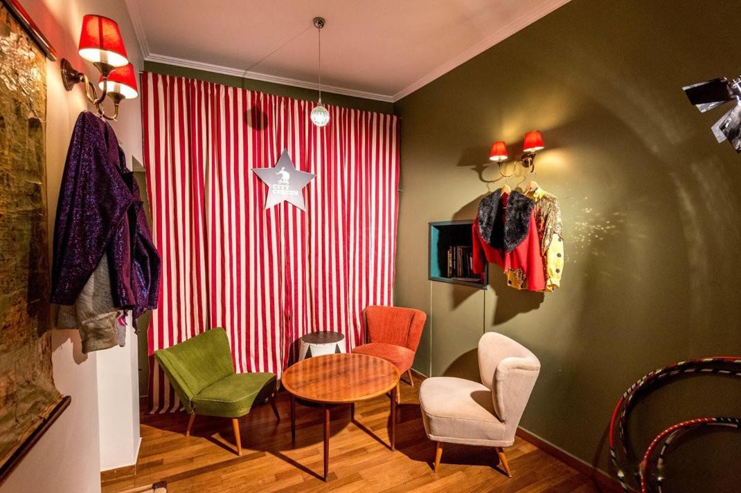 Circus Hostel *