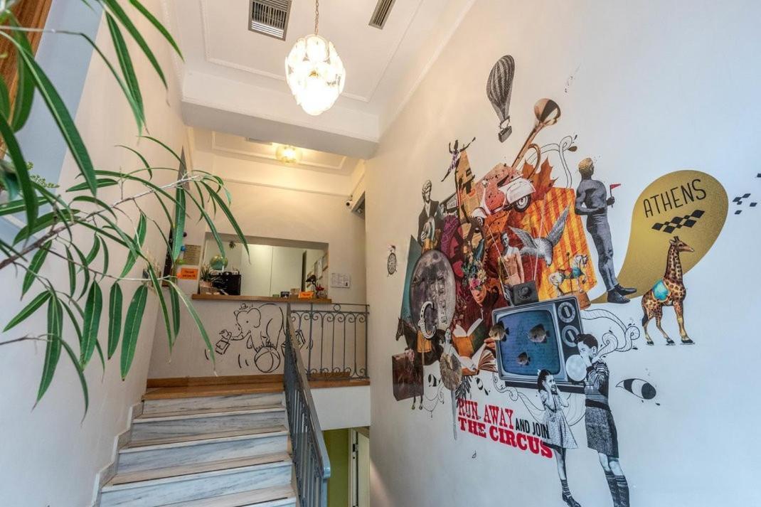 Hostel Circus