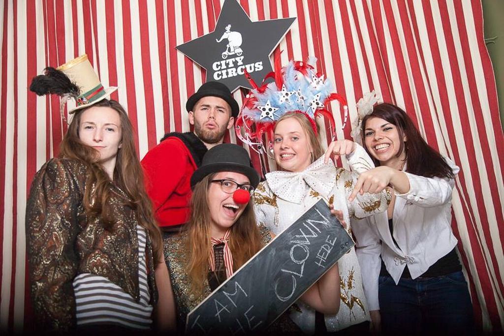 Hostel Circus